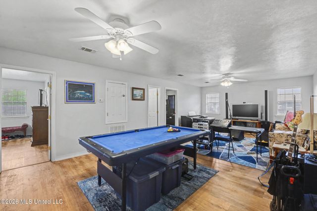 123 Espana Park Drive, Waveland, MS 39576