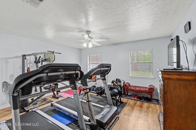 123 Espana Park Drive, Waveland, MS 39576