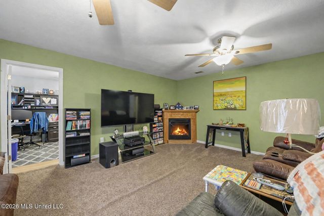 123 Espana Park Drive, Waveland, MS 39576