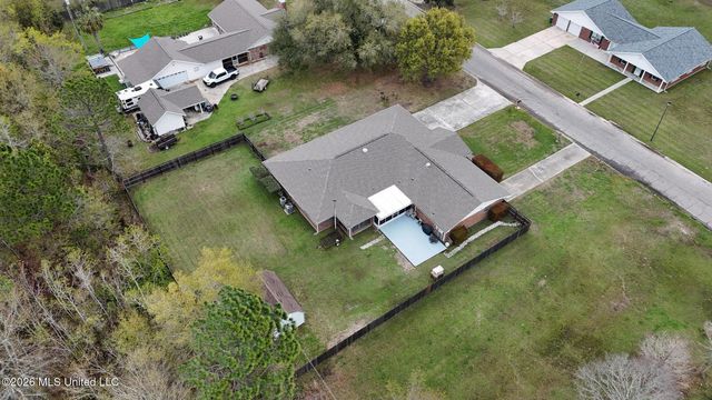 123 Espana Park Drive, Waveland, MS 39576