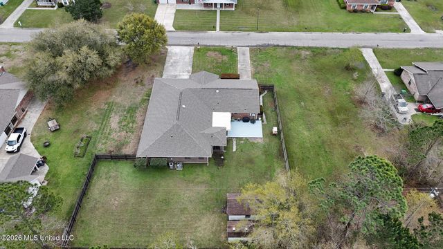 123 Espana Park Drive, Waveland, MS 39576