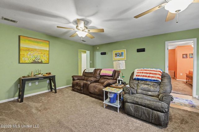 123 Espana Park Drive, Waveland, MS 39576