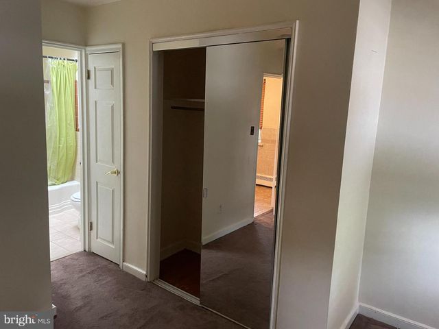 7352 DUNGAN RD, Philadelphia, PA 19111