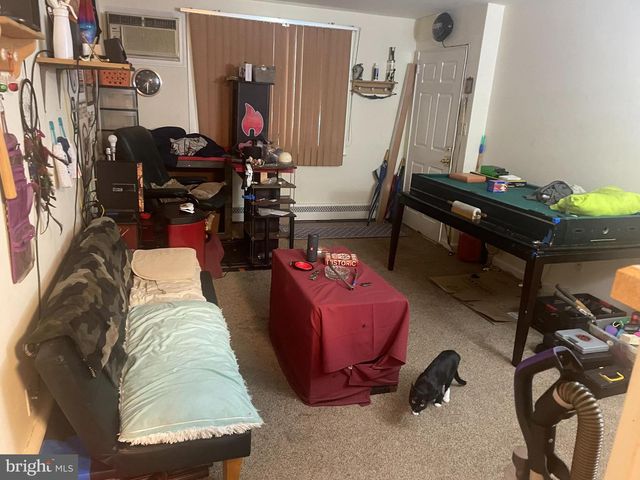 7352 DUNGAN RD, Philadelphia, PA 19111