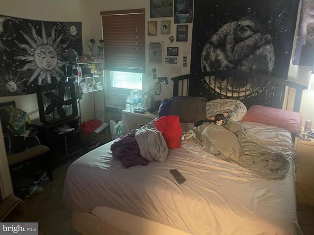 7352 DUNGAN RD, Philadelphia, PA 19111