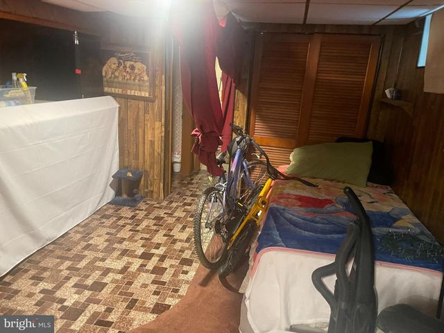 7352 DUNGAN RD, Philadelphia, PA 19111