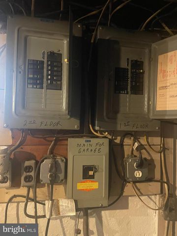 7352 DUNGAN RD, Philadelphia, PA 19111