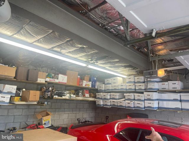 7352 DUNGAN RD, Philadelphia, PA 19111