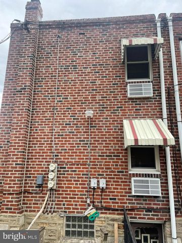 7352 DUNGAN RD, Philadelphia, PA 19111