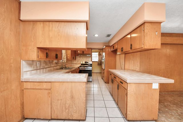 8130 Juliabora Street, Houston, TX 77017