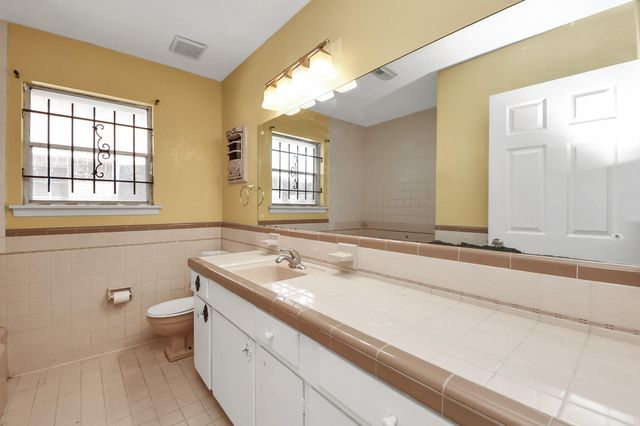 8130 Juliabora Street, Houston, TX 77017