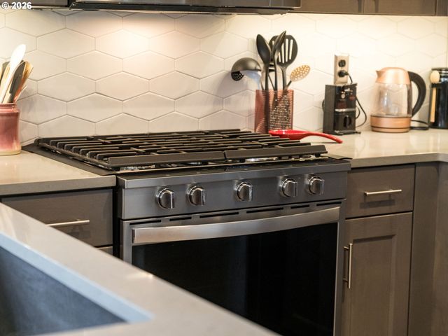 13213 Ne 99TH Way, Vancouver, WA 98682