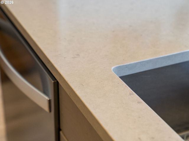 13213 Ne 99TH Way, Vancouver, WA 98682