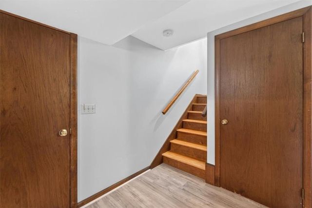 9721 W 56th Terrace, Merriam, KS 66203