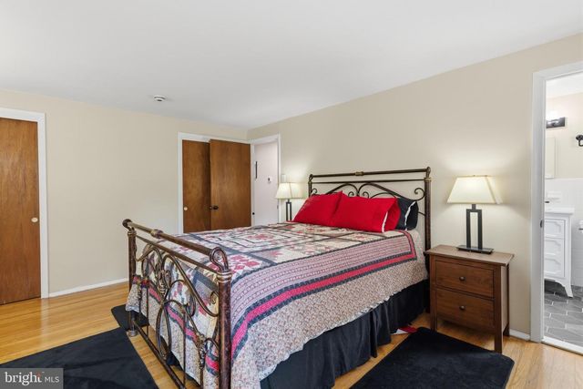 1519 NEVARC RD, Warminster, PA 18974