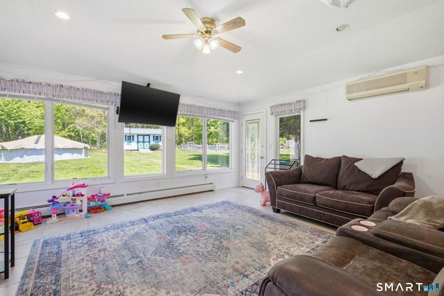 25 Hilltop Drive, Portland, CT 06480