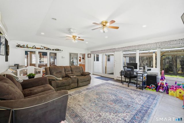 25 Hilltop Drive, Portland, CT 06480
