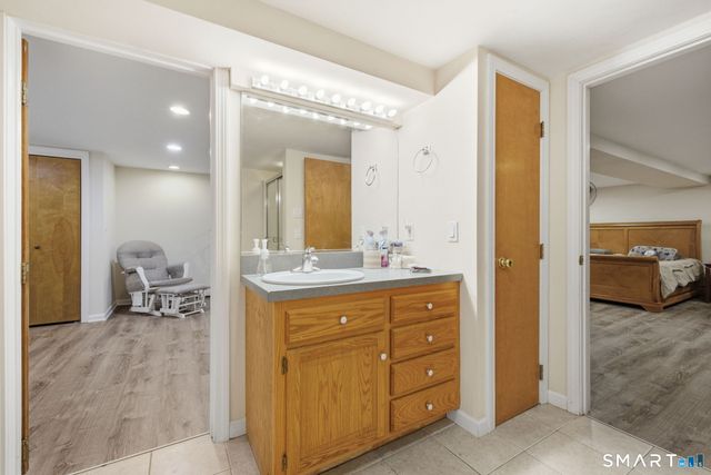 25 Hilltop Drive, Portland, CT 06480