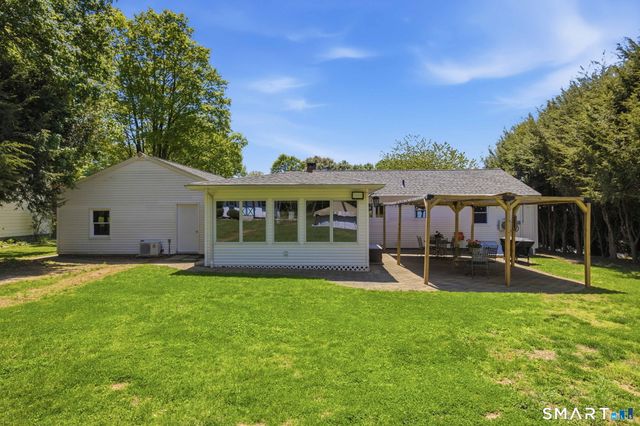 25 Hilltop Drive, Portland, CT 06480