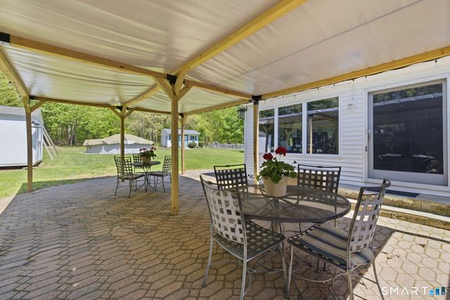 25 Hilltop Drive, Portland, CT 06480