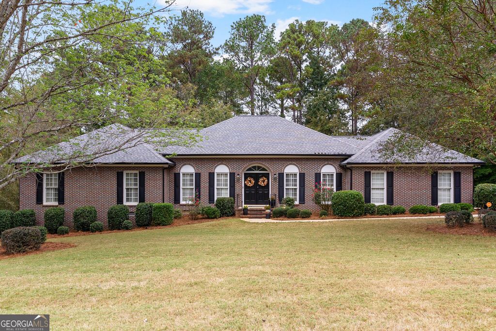 105 Ridgeview Drive, Lagrange, GA 30240