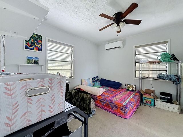 7995 53RD WAY N, Pinellas Park, FL 33781