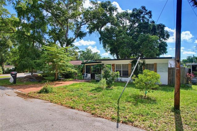 7995 53RD WAY N, Pinellas Park, FL 33781