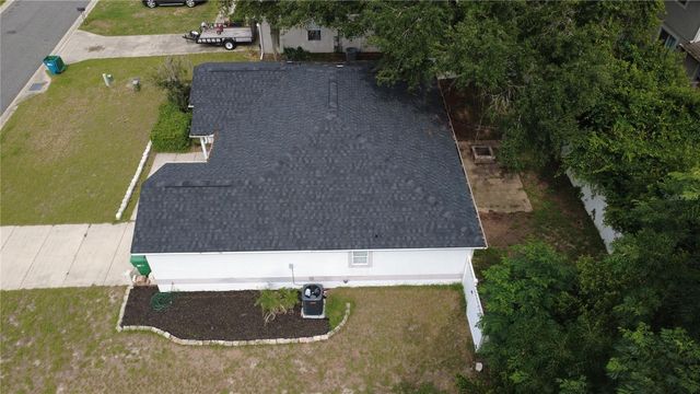 407 CIERRA OAKS CIRCLE, Lady Lake, FL 32159