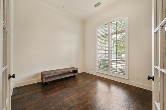 108 Guadalupe Drive, Irving, TX 75039