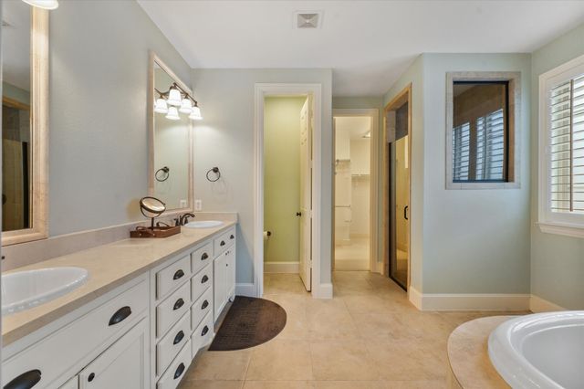 108 Guadalupe Drive, Irving, TX 75039