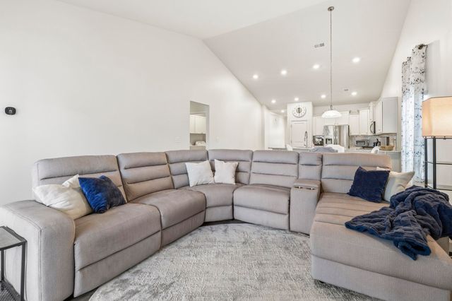 2621 Goldfinch Dr., Myrtle Beach, SC 29577