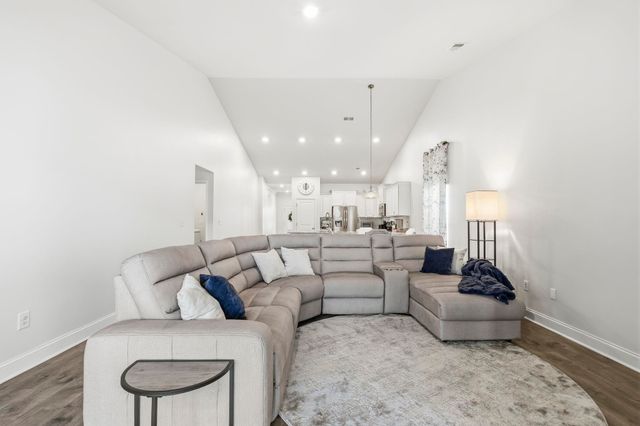 2621 Goldfinch Dr., Myrtle Beach, SC 29577