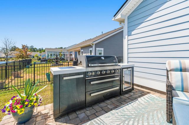 2621 Goldfinch Dr., Myrtle Beach, SC 29577