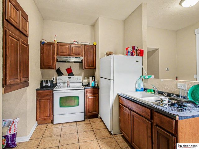 1124 S 29th Street, Omaha, NE 68105