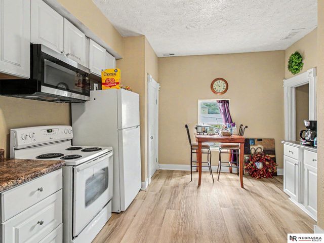 1124 S 29th Street, Omaha, NE 68105