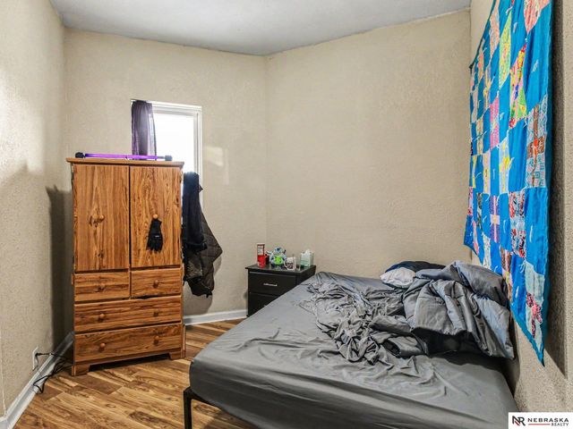1124 S 29th Street, Omaha, NE 68105
