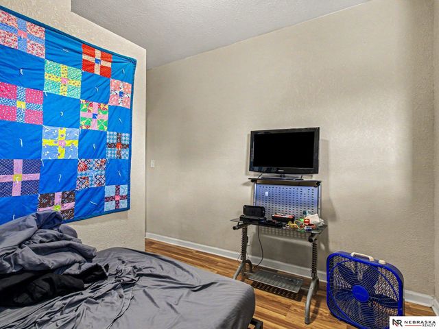 1124 S 29th Street, Omaha, NE 68105