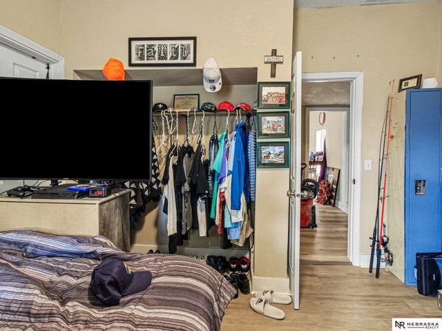 1124 S 29th Street, Omaha, NE 68105