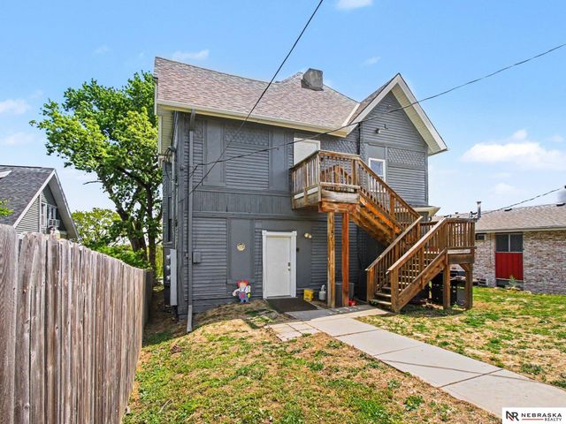 1124 S 29th Street, Omaha, NE 68105