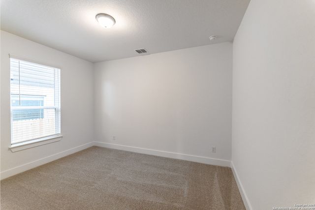 182 Ednie Ln, Mico, TX 78066