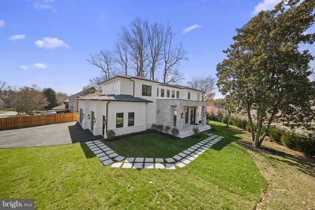 6116 EASTVIEW ST, Bethesda, MD 20817
