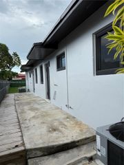 6750 SW 21st St, Miami, FL 33155