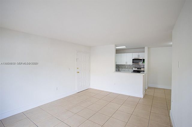 15550 SW 80th Street E102, Miami, FL 33193