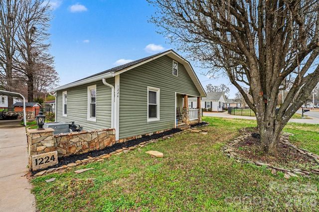 1224 Pump Station Road, Kannapolis, NC 28081