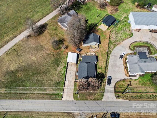 1224 Pump Station Road, Kannapolis, NC 28081