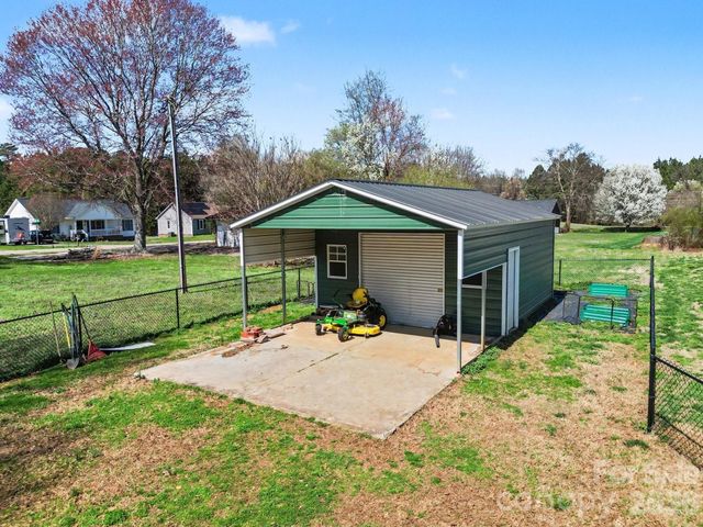 1224 Pump Station Road, Kannapolis, NC 28081