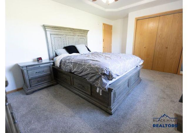 752 BEAR TOOTH CT, Box Elder, SD 57719
