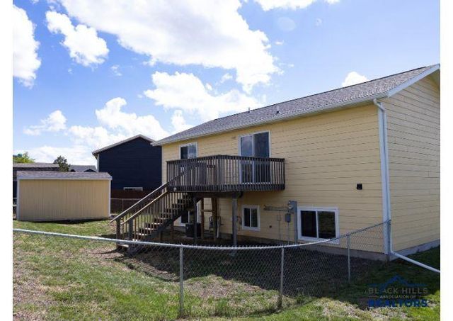 752 BEAR TOOTH CT, Box Elder, SD 57719