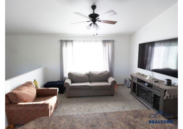 752 BEAR TOOTH CT, Box Elder, SD 57719