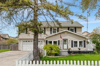 415 Leon Road, Walled Lake, MI 48390